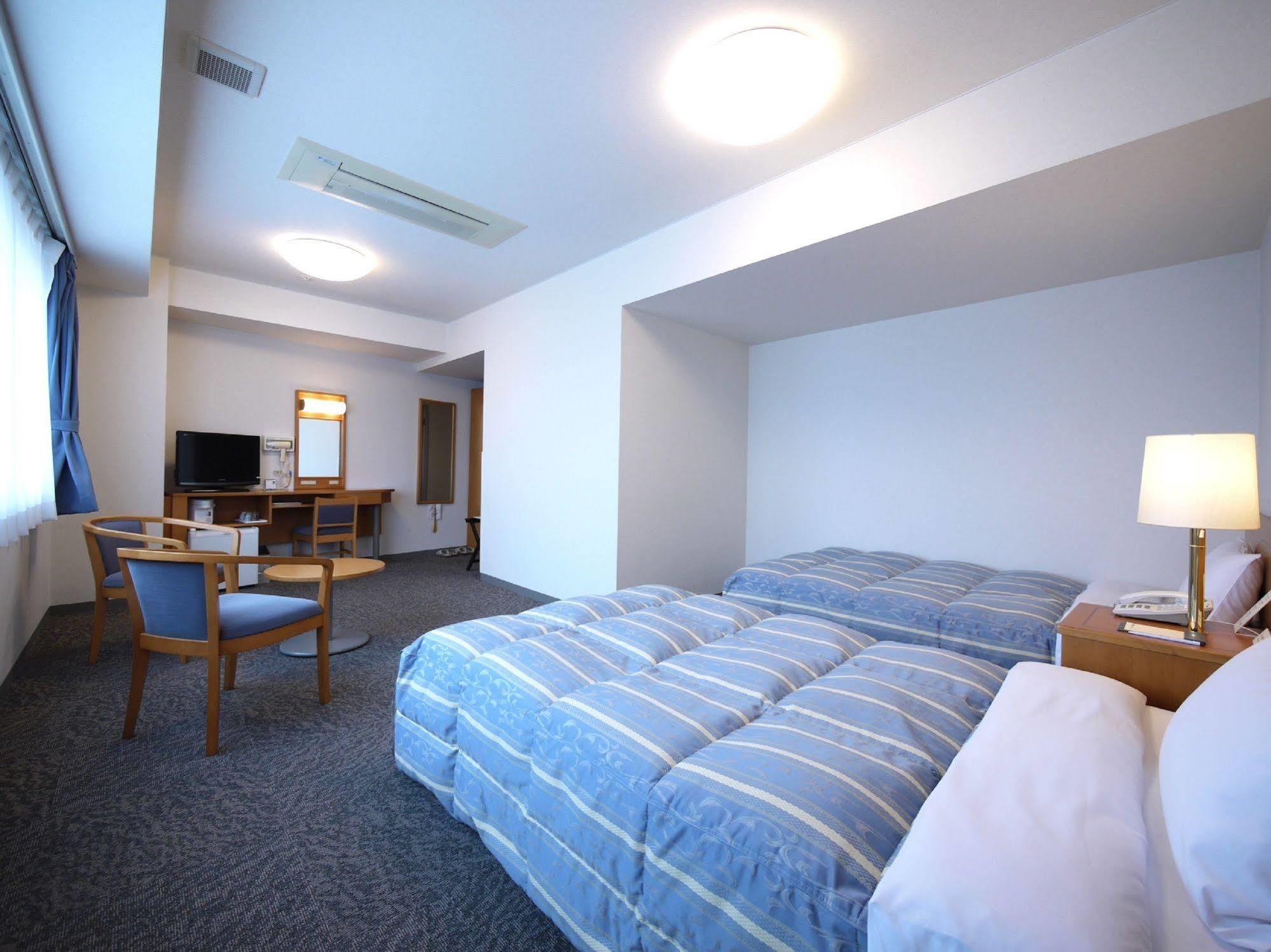 Hotel Route-Inn Niihama Exteriér fotografie